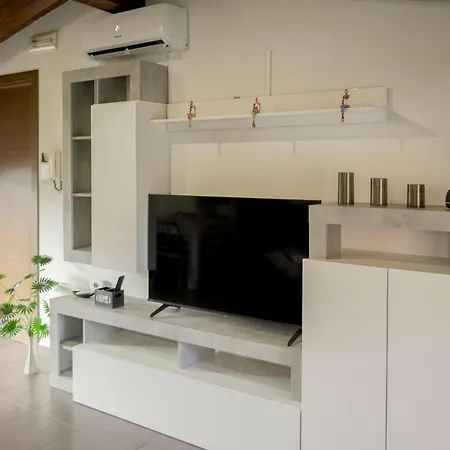 Casa Soele 106 M2, 2 Da Letto, 6 Posti Letto, Parcheggio Privato Gratuito Pontecagnano Faiano